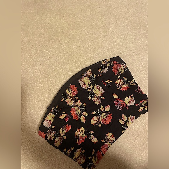 Kim Chi Blue crop top. - Picture 1 of 7